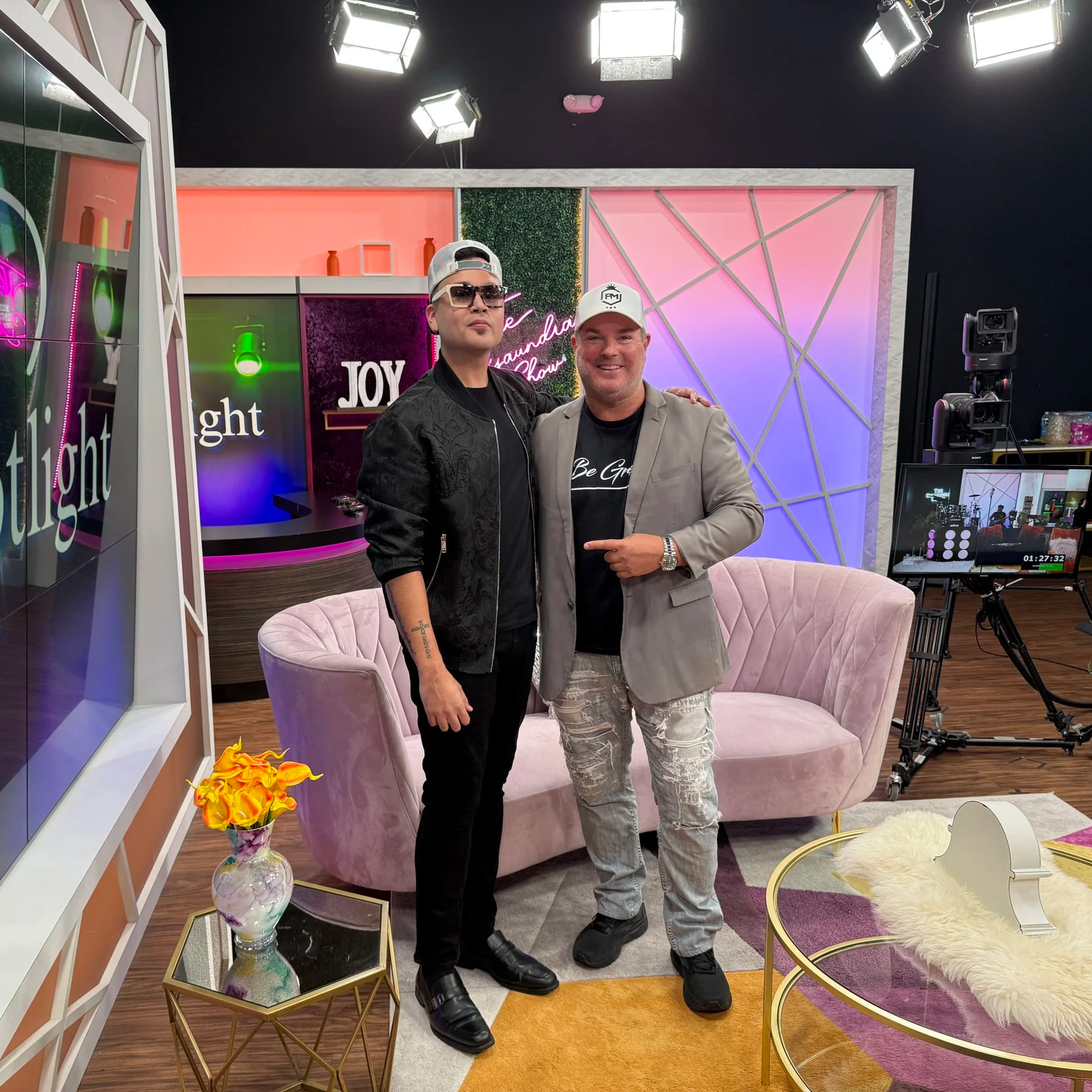 Philip Mahoney with manager Bryan Gallinger at The Sisaundra Show